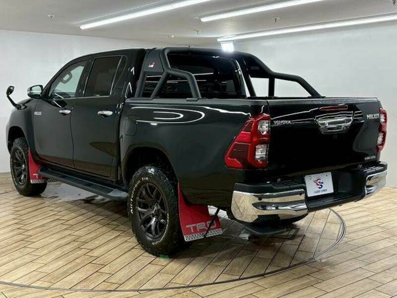 HILUX