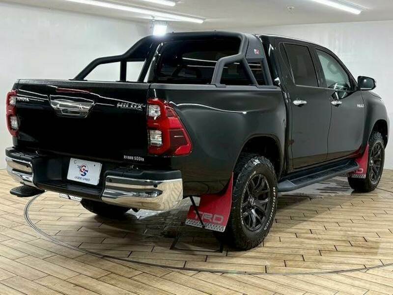 HILUX