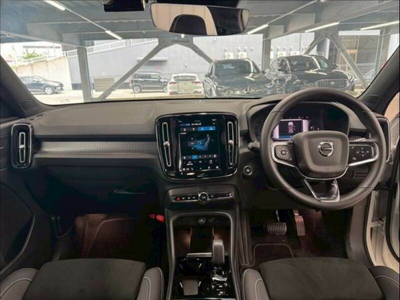 XC40