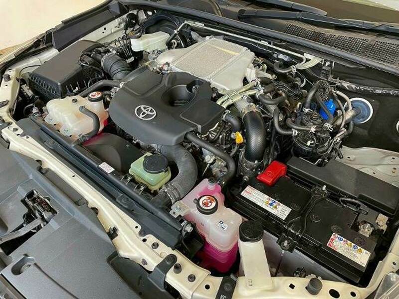 HILUX