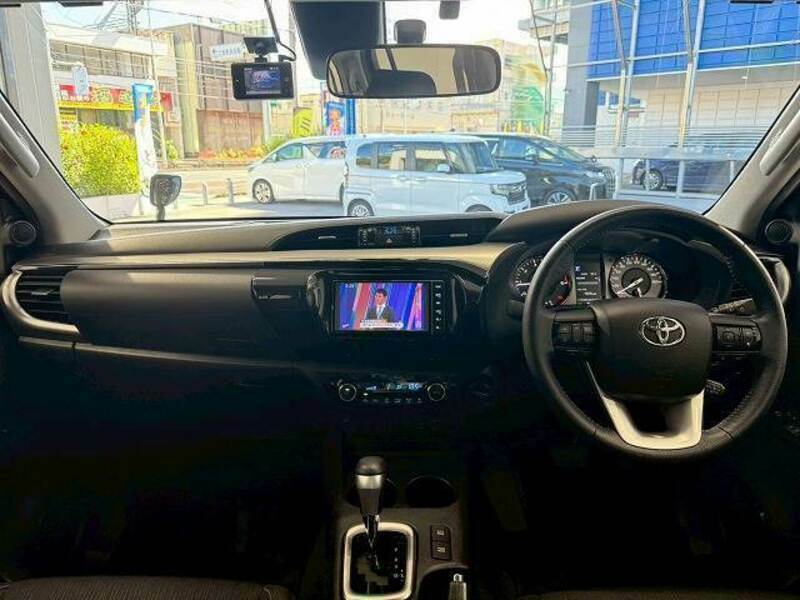 HILUX