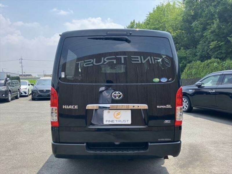 HIACE VAN
