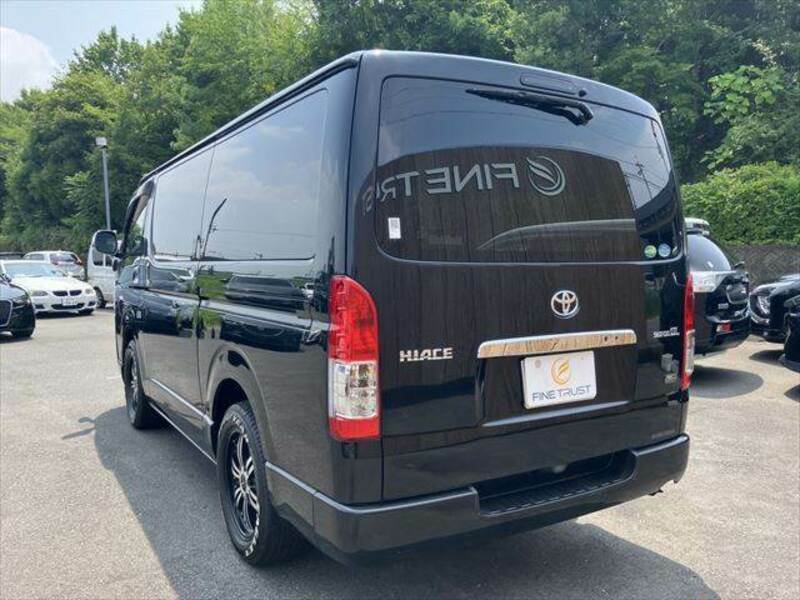 HIACE VAN
