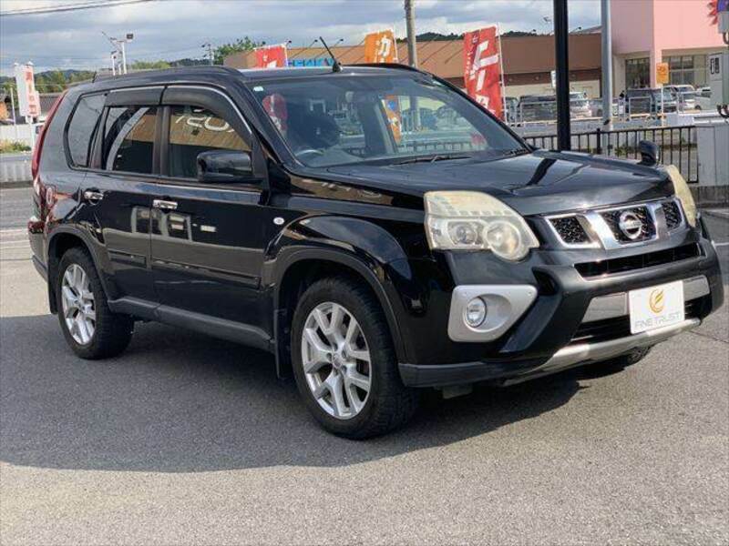 X-TRAIL