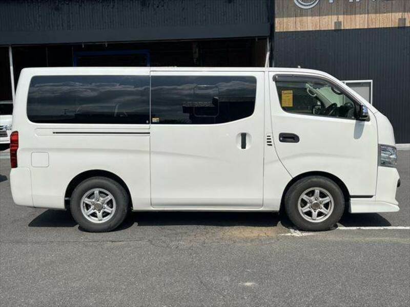 NV350 CARAVAN