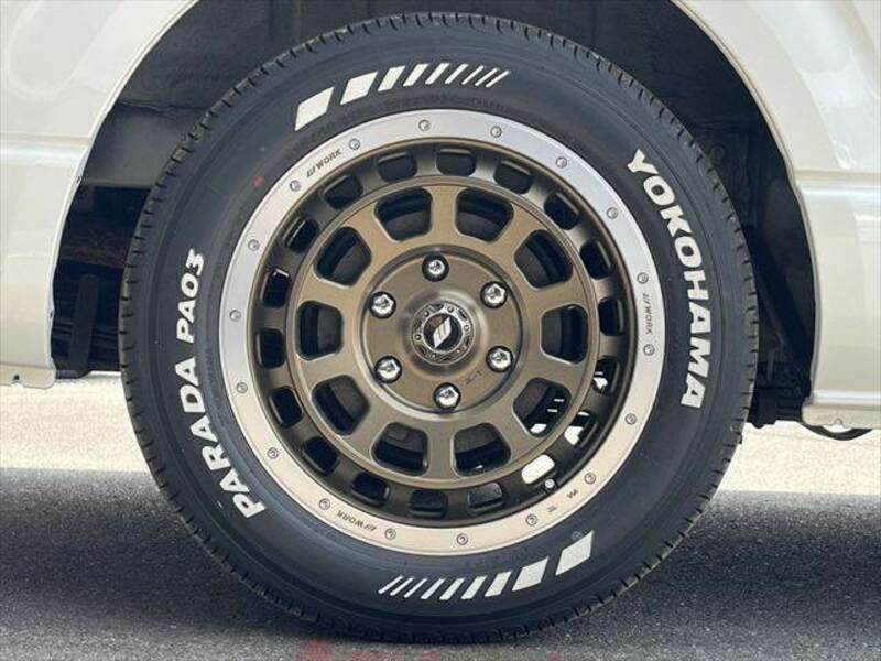 HIACE VAN