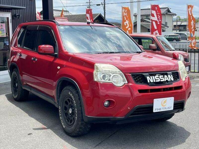 X-TRAIL