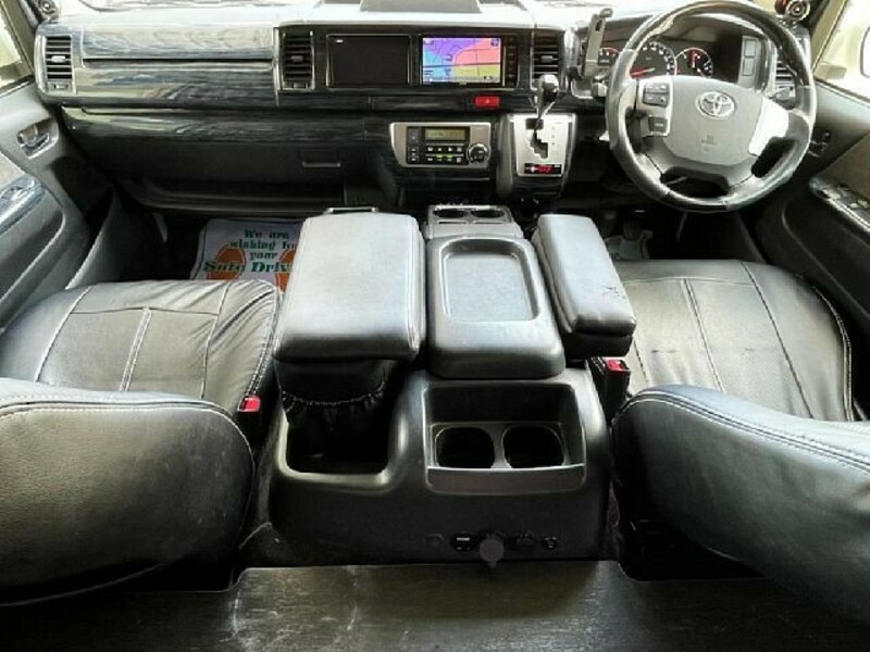 HIACE WAGON
