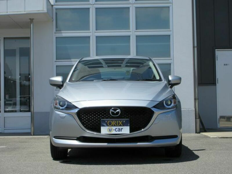 MAZDA2