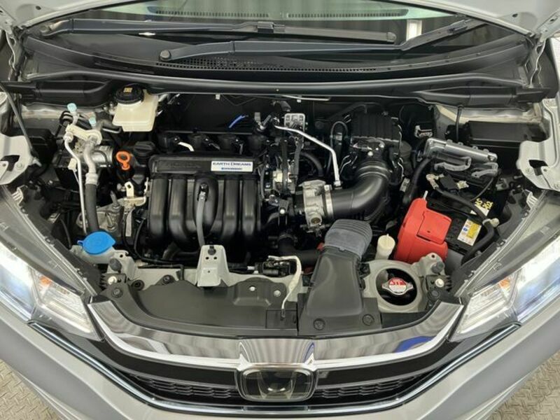 FIT HYBRID