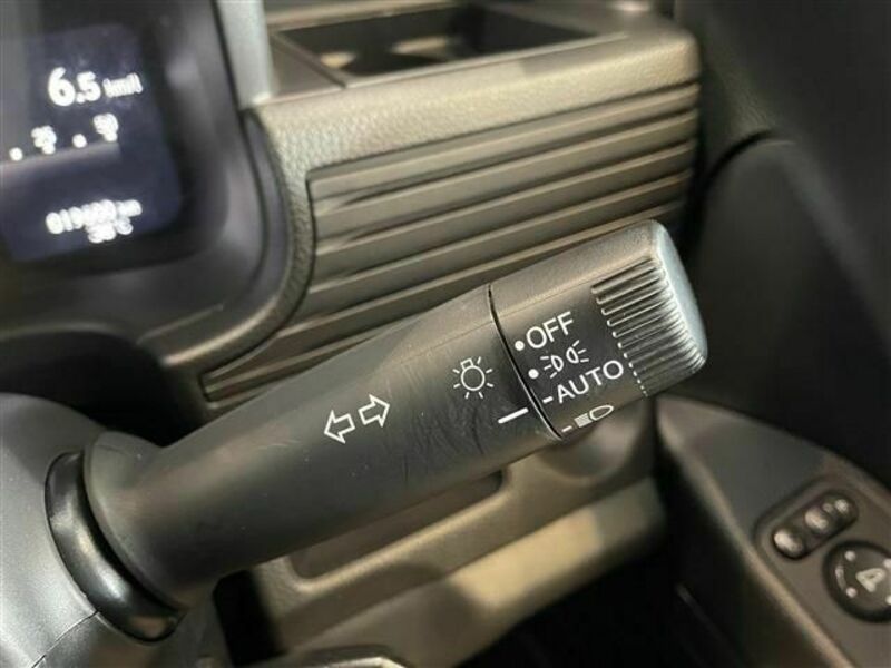 N-VAN