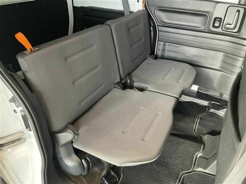 N-VAN