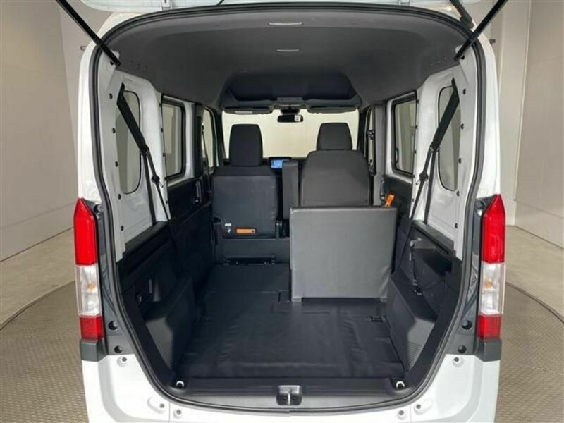 N-VAN