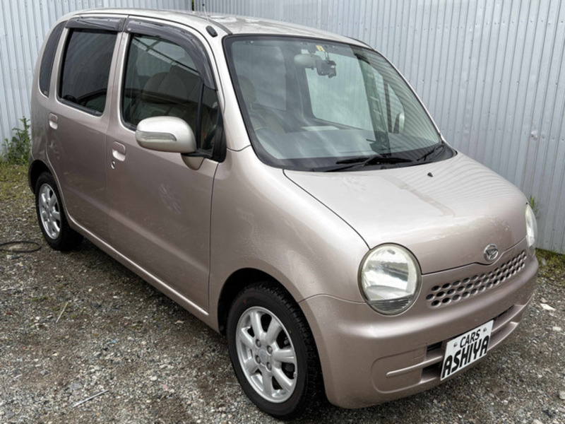 DAIHATSU MOVE LATTE