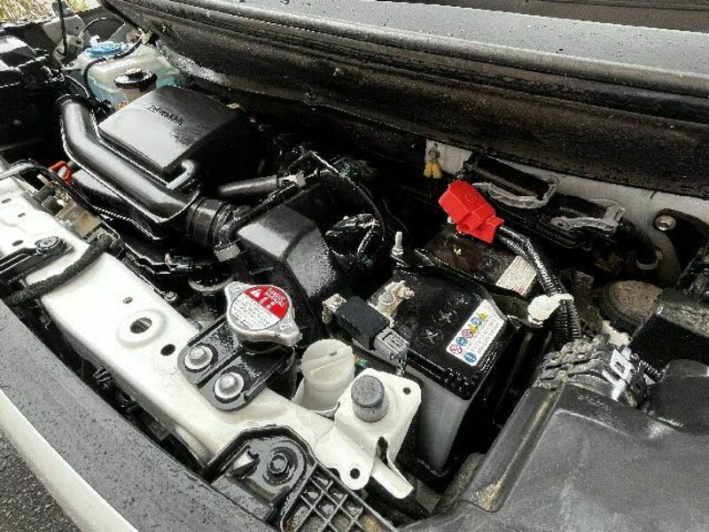 N BOX