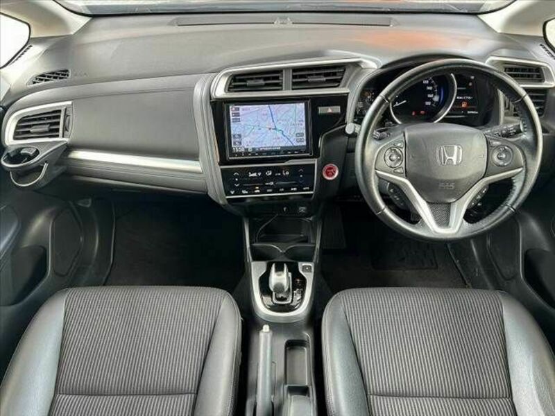 FIT HYBRID