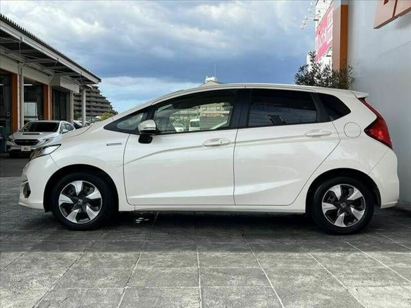 FIT HYBRID