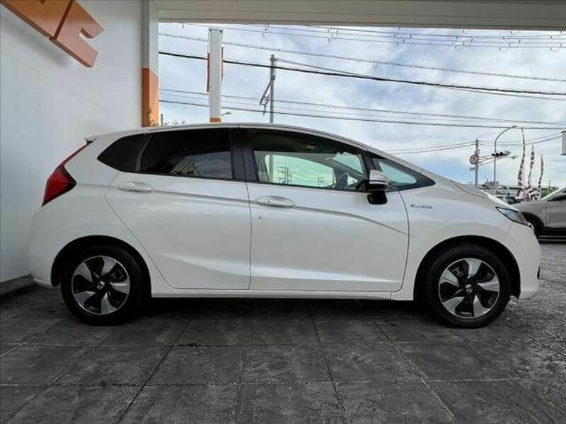 FIT HYBRID