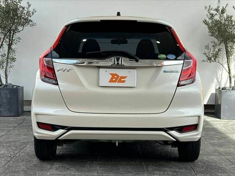 FIT HYBRID