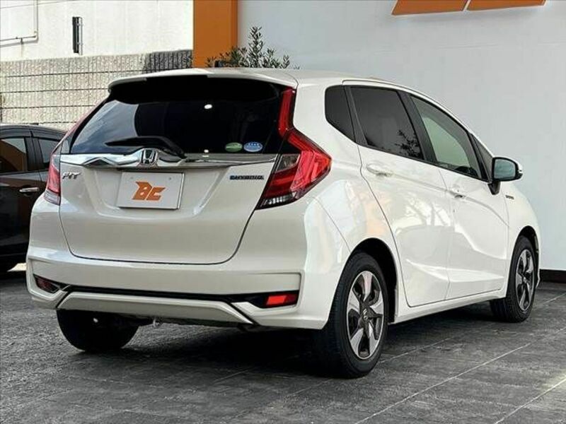 FIT HYBRID