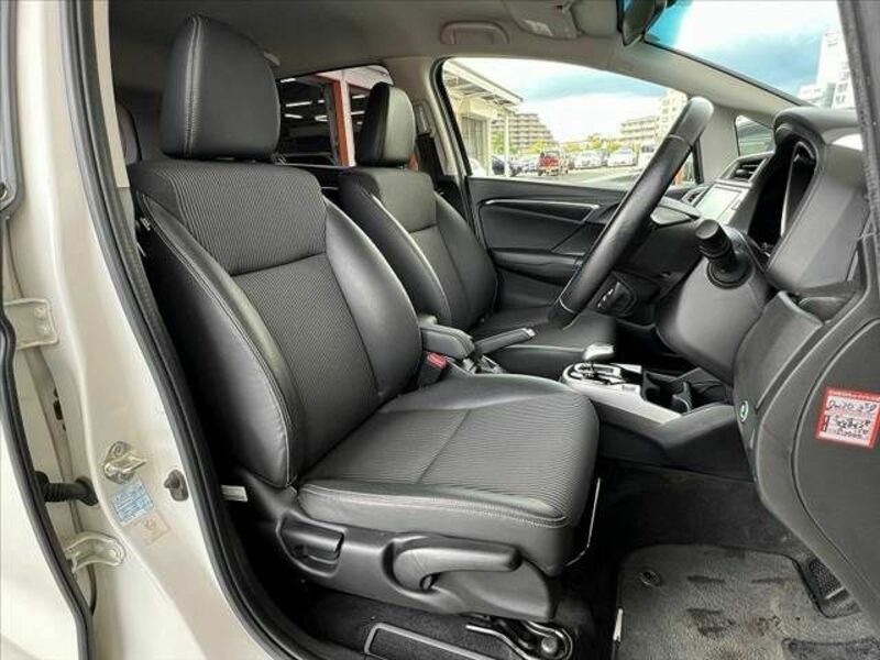 FIT HYBRID