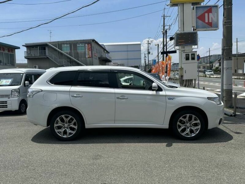 OUTLANDER PHEV
