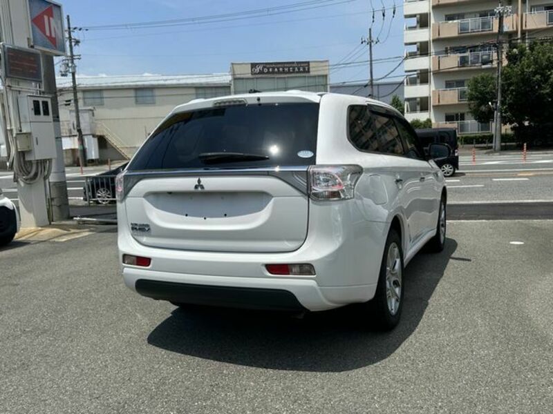 OUTLANDER PHEV