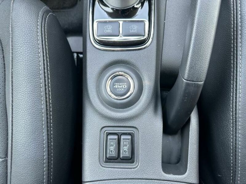 OUTLANDER PHEV
