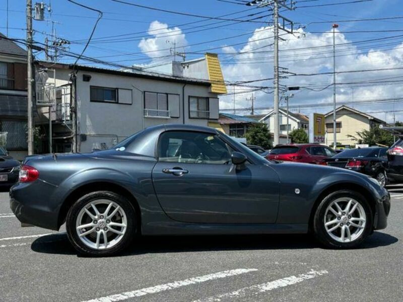 ROADSTER