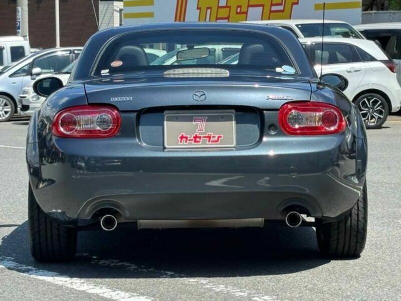 ROADSTER