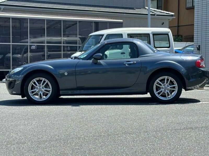 ROADSTER