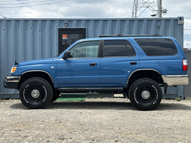 HILUX SURF