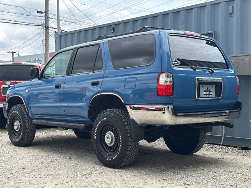 HILUX SURF