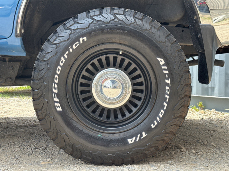 HILUX SURF
