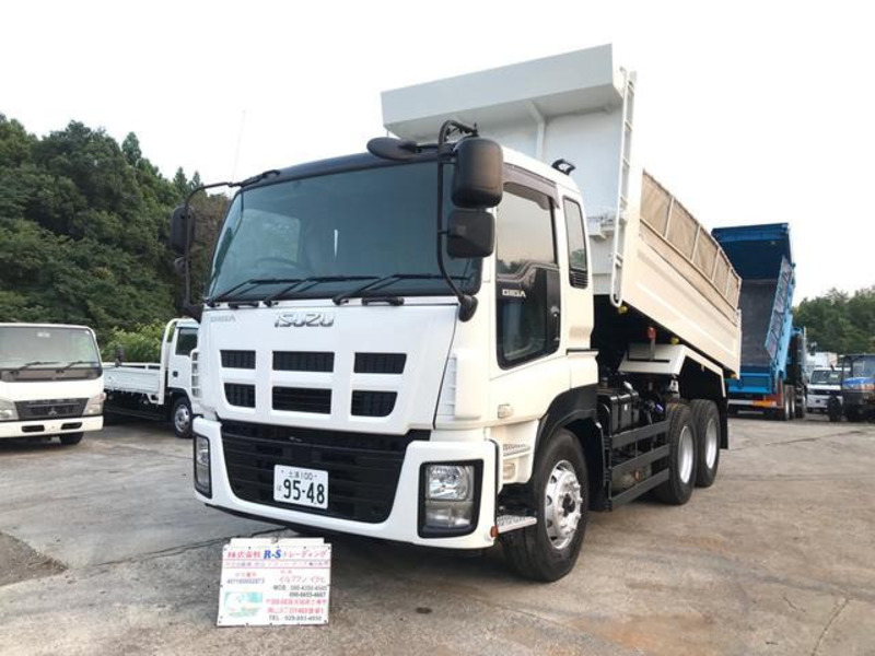 ISUZU GIGA