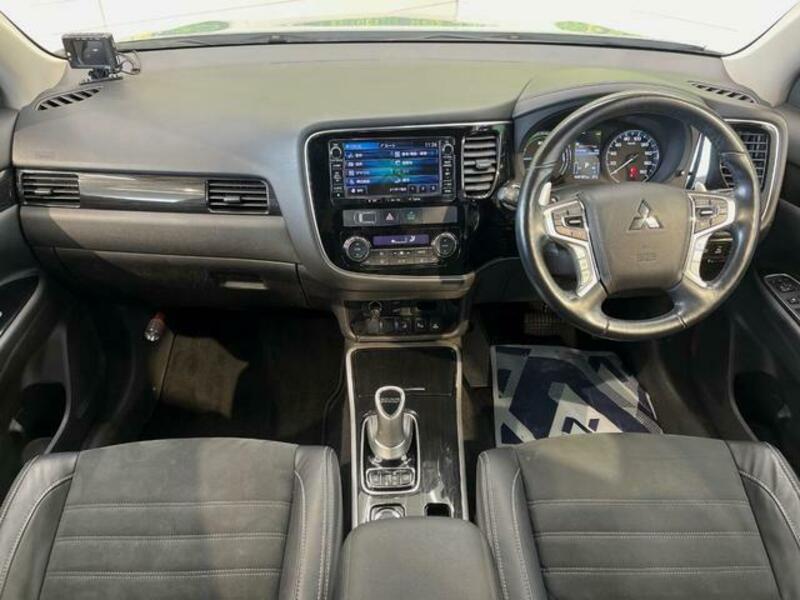 OUTLANDER PHEV