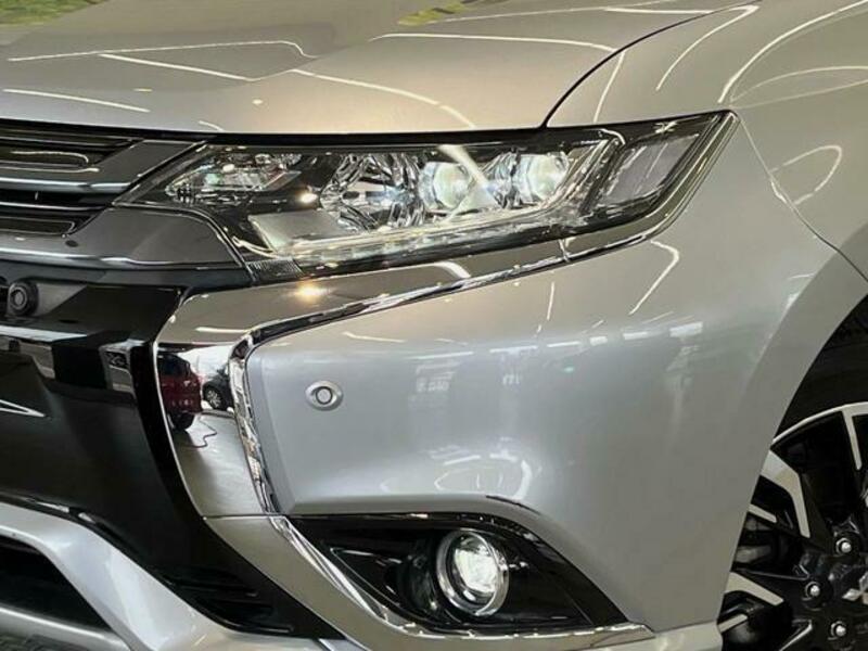 OUTLANDER PHEV