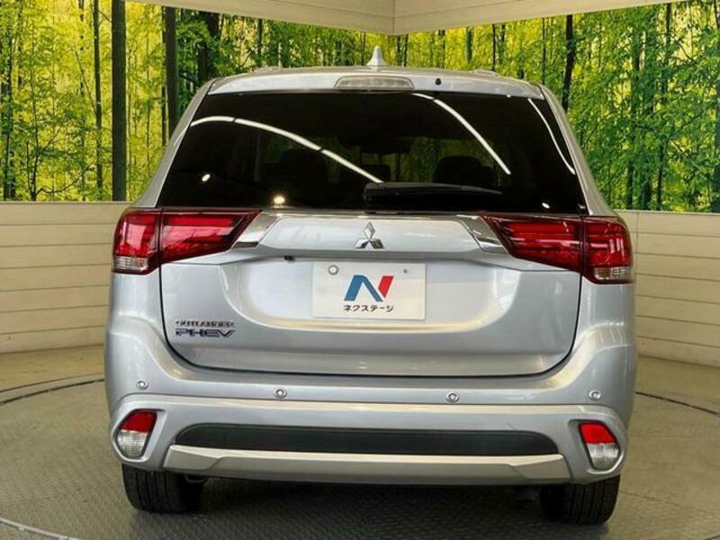 OUTLANDER PHEV