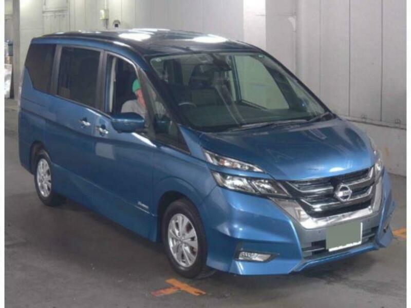 NISSAN SERENA