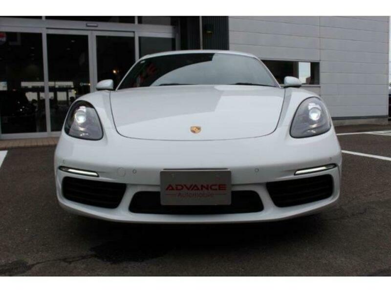 718 CAYMAN
