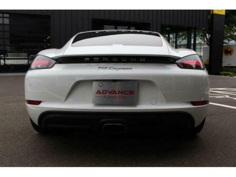 718 CAYMAN