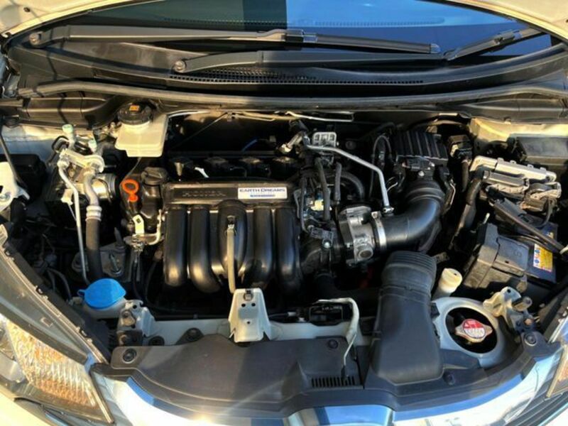 FIT HYBRID