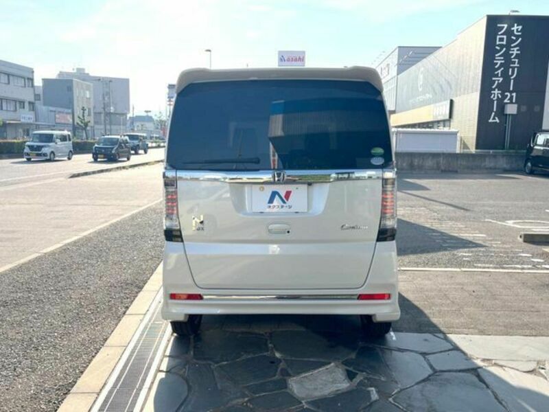 N BOX CUSTOM