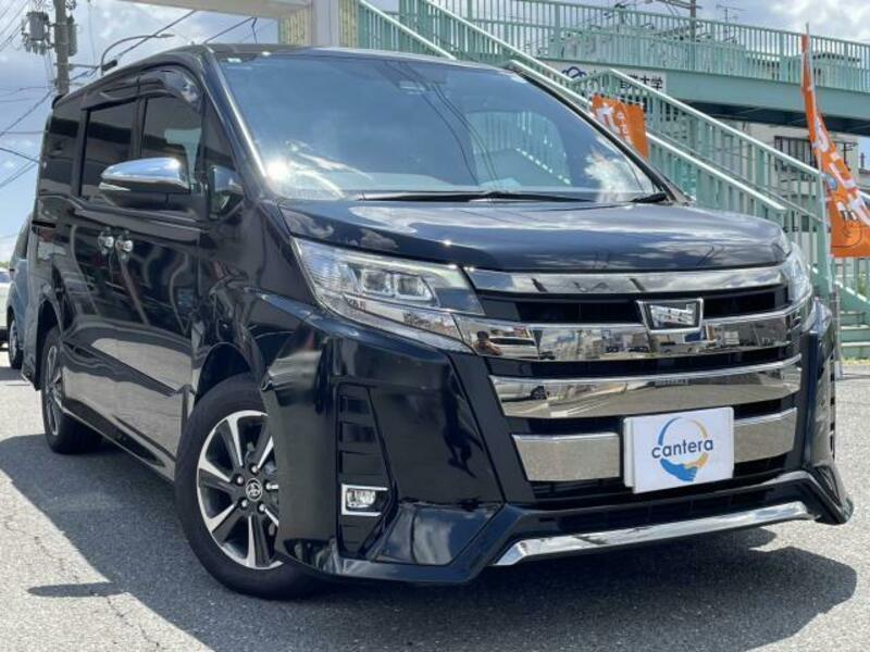 TOYOTA NOAH