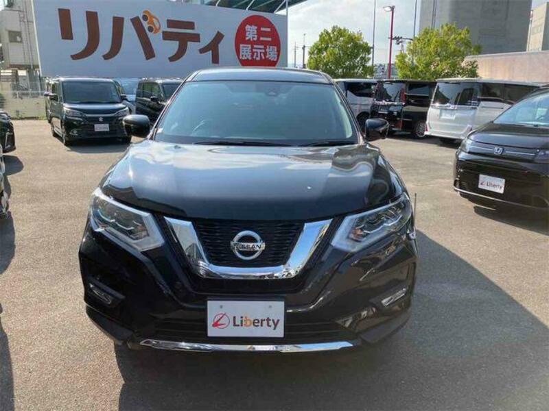 X-TRAIL