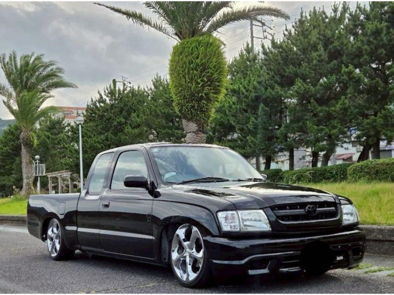 HILUX
