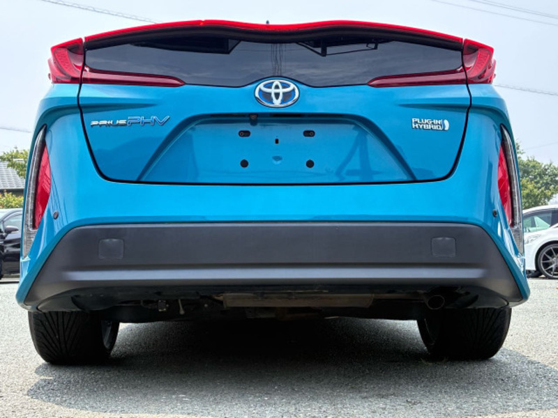 PRIUS PHV