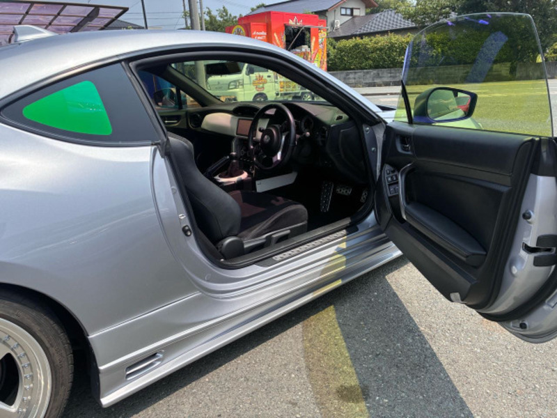 86