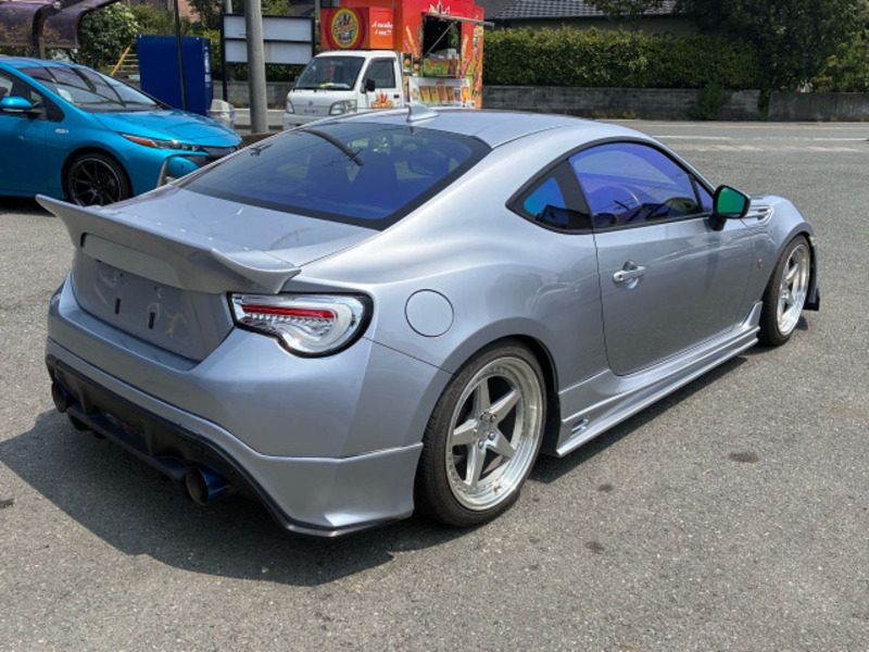 86