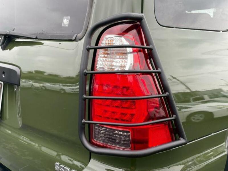 HILUX SURF